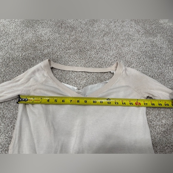 Lululemon Unity Pullover - Picture 3 of 6